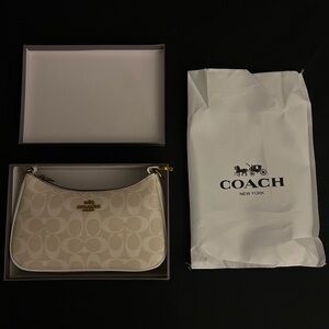 Coach Women's Beige Monogram Shoulder Bag